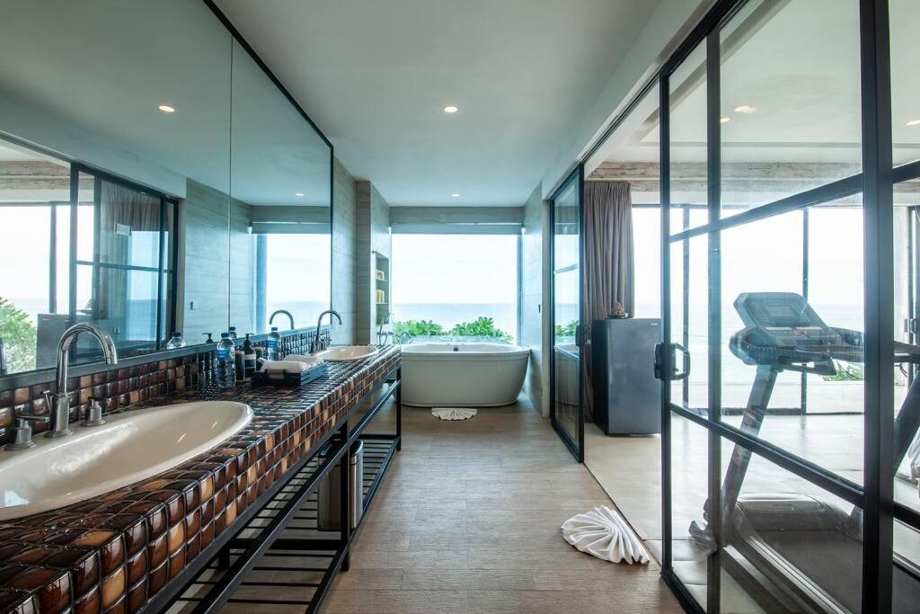Nusa Dua Ocean View With Private Beach 外观 照片